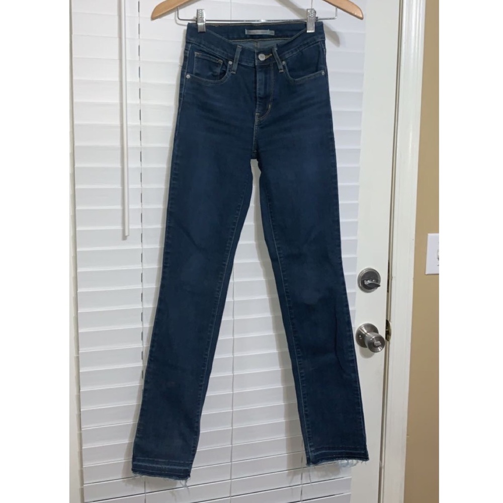 Levi’s High Rise Straight Leg Jeans Size 0